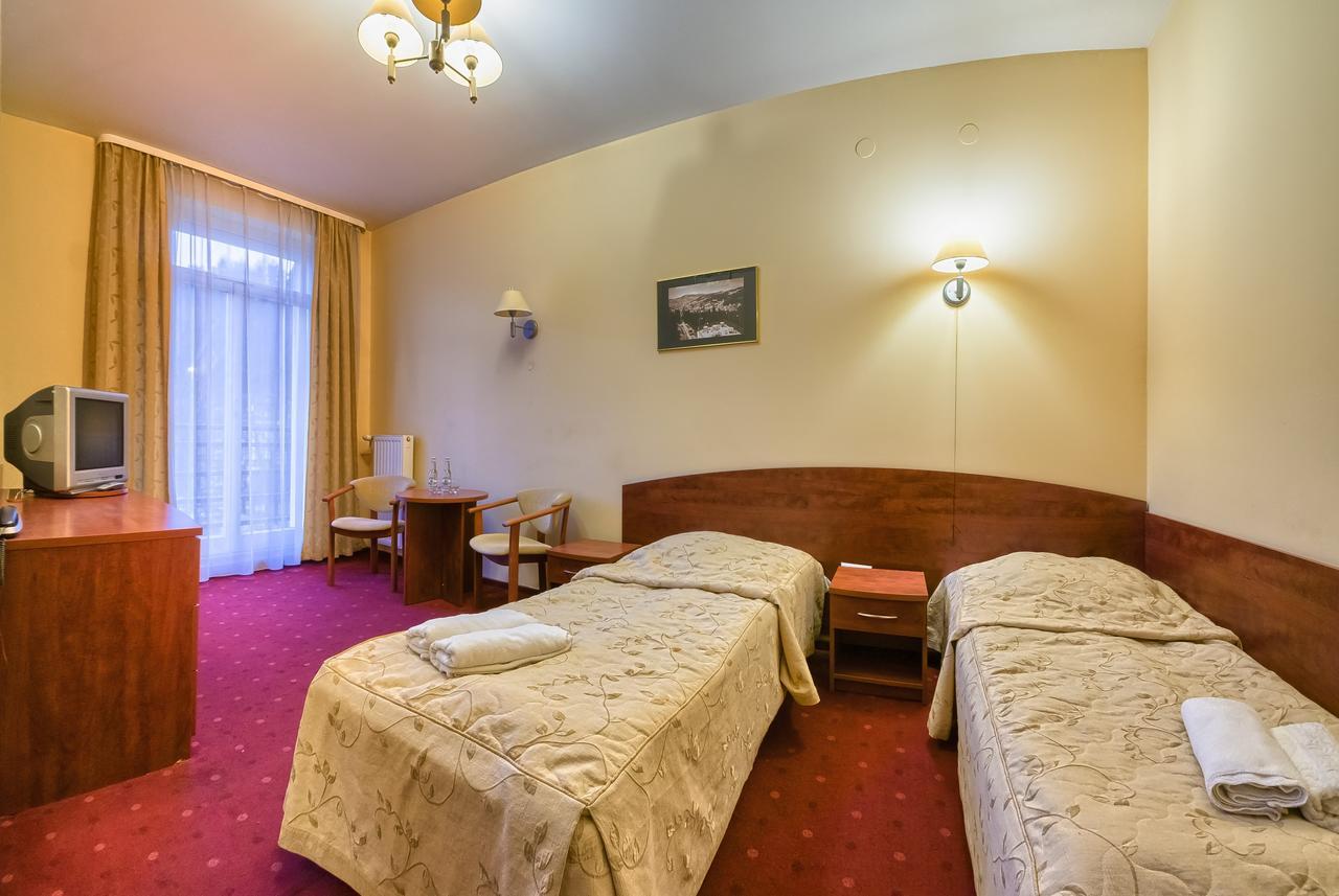 Nowy Dom Zdrojowy Hotel Krynica Zdroj Exterior foto